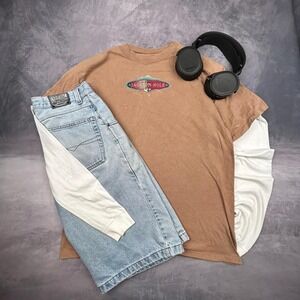 simple outdoors Jackson hole graphic‎ tee with soft faded cotton and relaxed fit